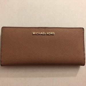 MK Flat Wallet